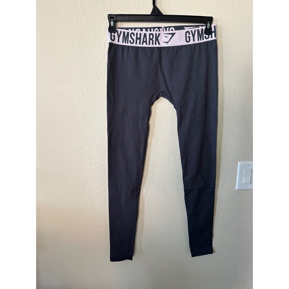 Gymshark gray Performance Leggings size L/ NWOT 1057
